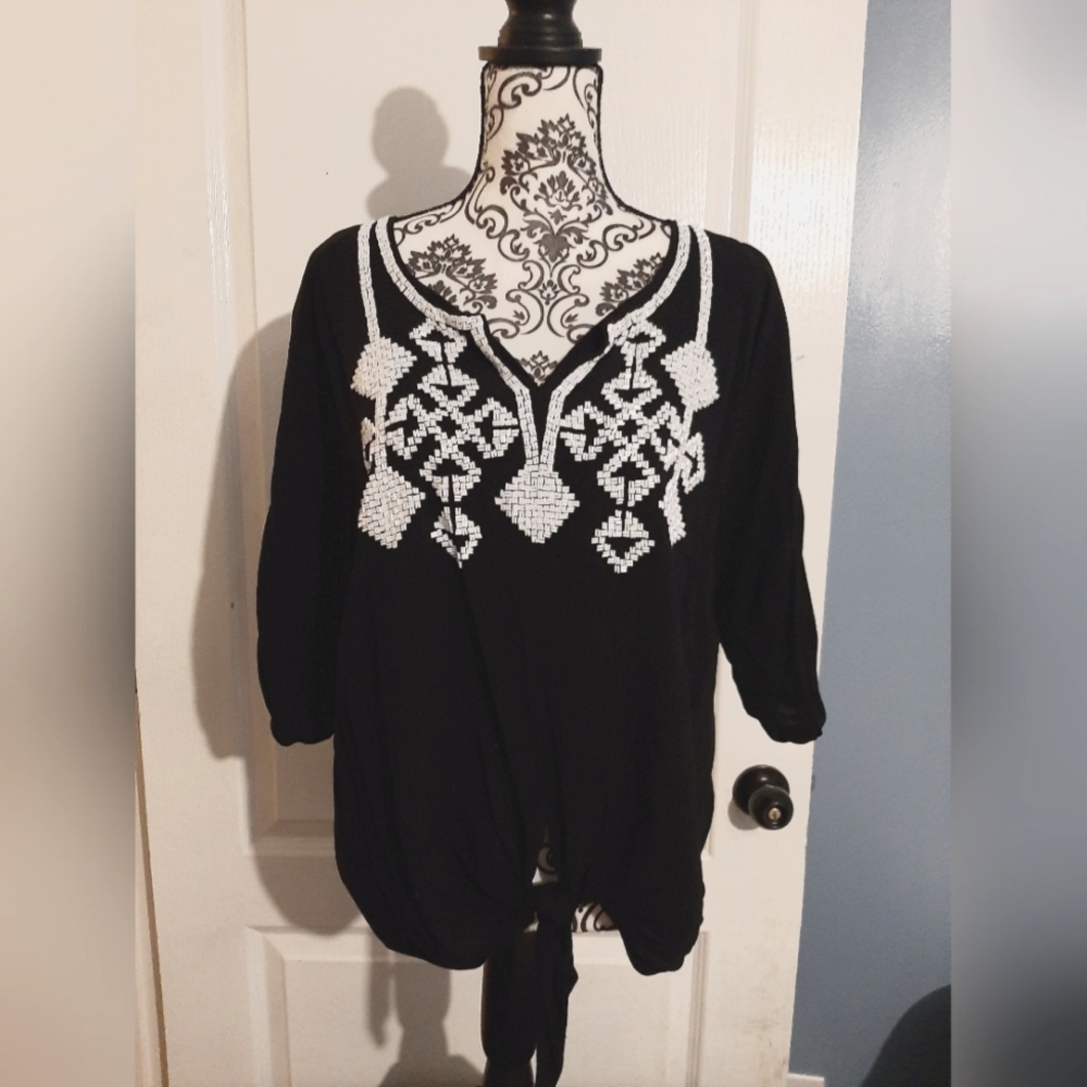 Karen Kane beaded blouse size Medium